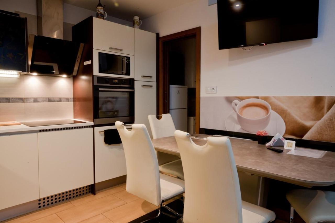 Magic Apartment Krakau Buitenkant foto